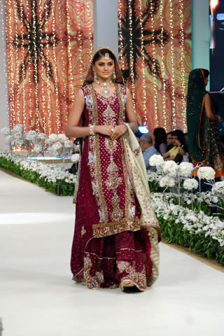 Burgundy Caron Sharara