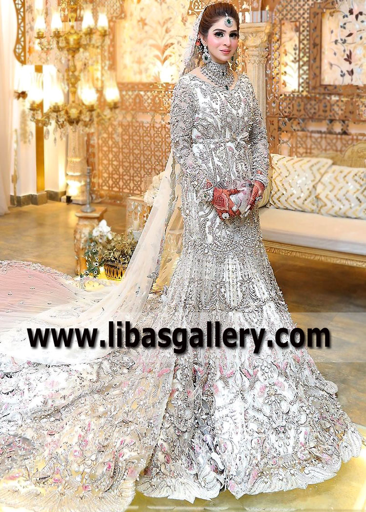 Off White Lilium Mermaid Gown with Long Veil