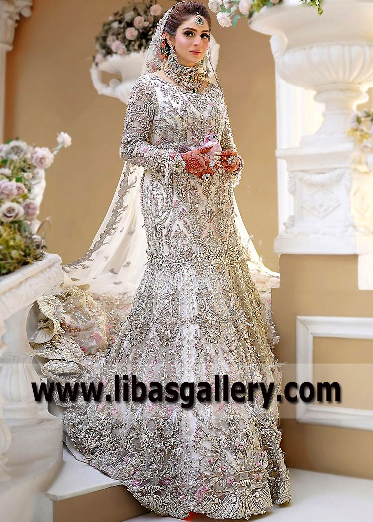 Off White Lilium Mermaid Gown with Long Veil