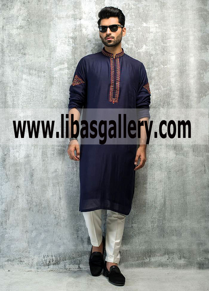 Men Blue Kurta Elegant Embroidery 