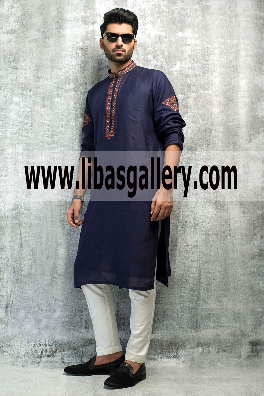 Men Blue Kurta Elegant Embroidery 