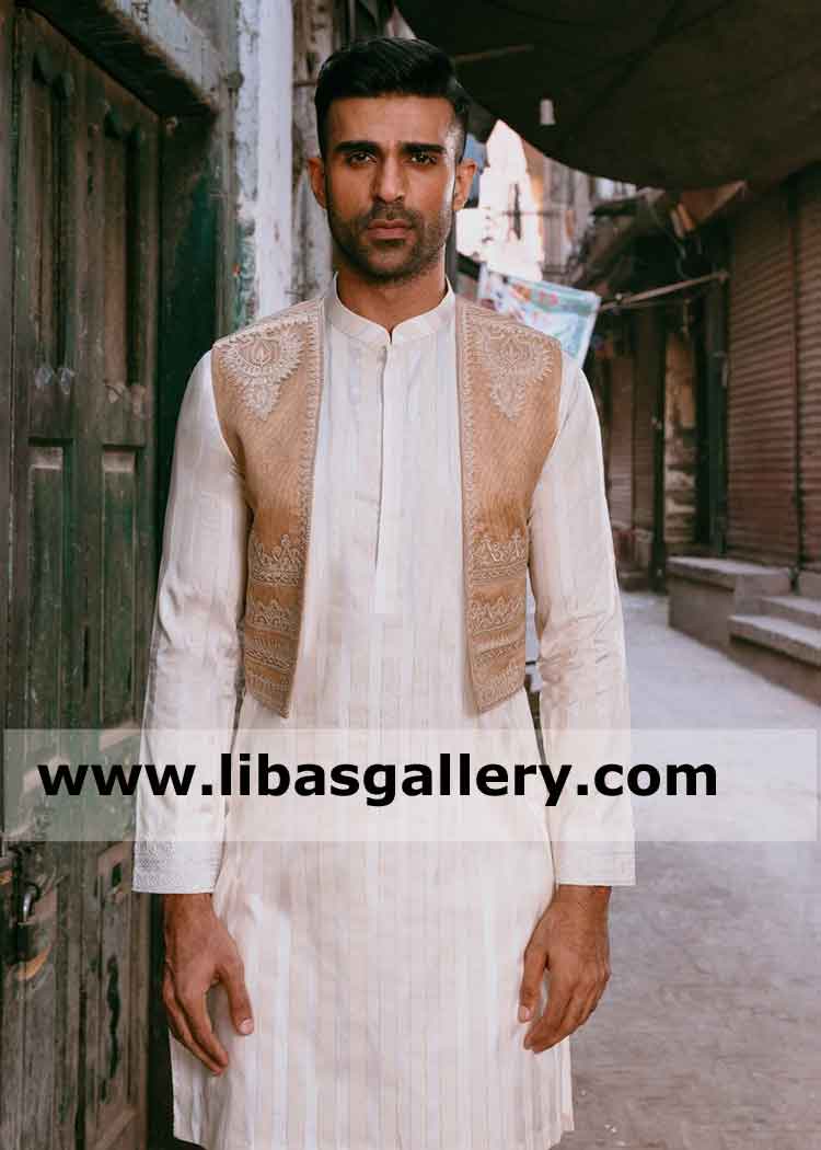 latest stylish buttonless short length koti for mehndi party minutes