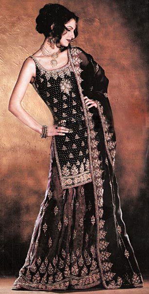 Black Zavaar Lehnga