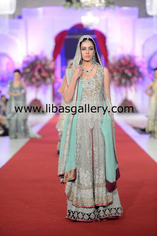 Moss Green Perla Lehnga