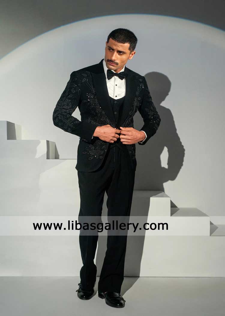 Gentleman Black Tuxedo embroidered in premium fabric