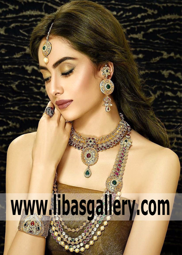 Burns Fire in Womens heart jewellery set