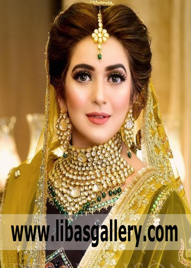 Richly bejeweled Bridal Jewellery set