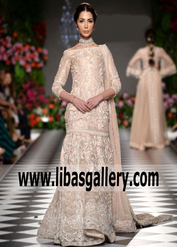 Brilliant Desert Sand Mantle Lehenga