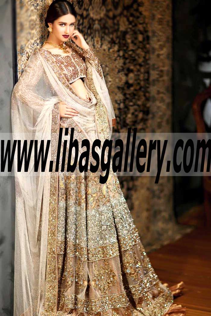 A Breathtaking Embellishments of This Bridal Lehenga Dress make a Winning combination for a Classic feminine Look