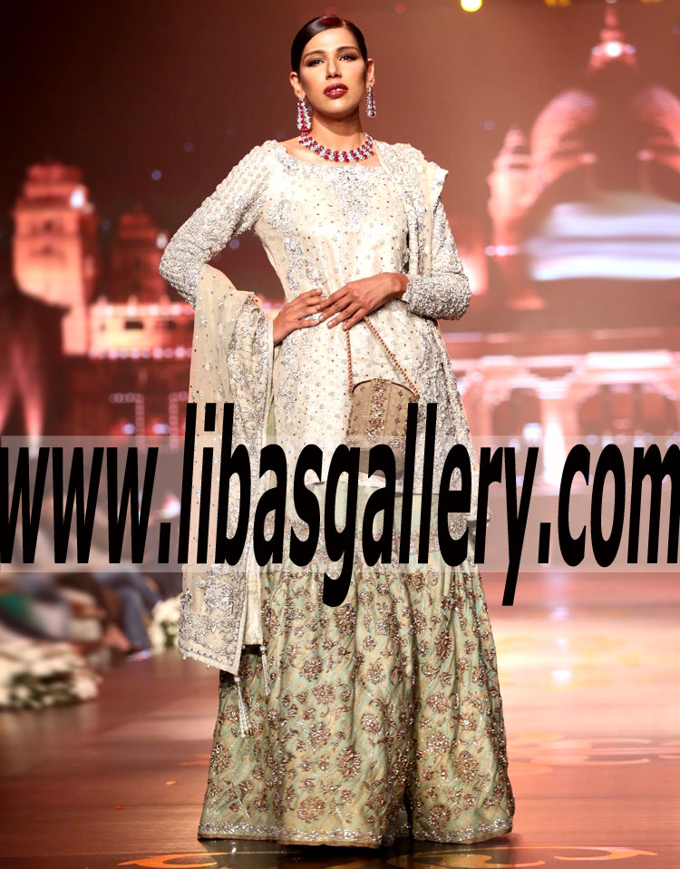 A love that Lasts forever Starts with the Neverending Story Banarasi Jamawar Outstanding Bridal Gharara for Valima and Special Occasions