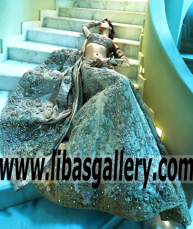 Astonishing Zantedeschia Pakistani Bridal Lehenga