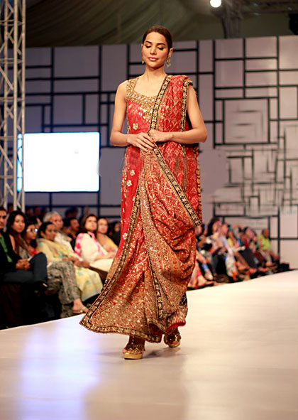 Red Asian Bridals Pittsburgh,Asian Bridal outfits San Francisco,Asian Bridal Lehnga Lengha Dallas TX New Arrivals