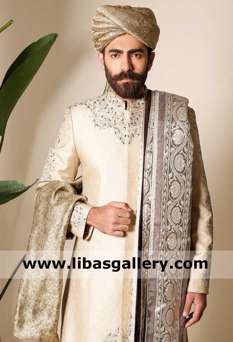 Gold jamawar pretied wedding turban for groom barat day