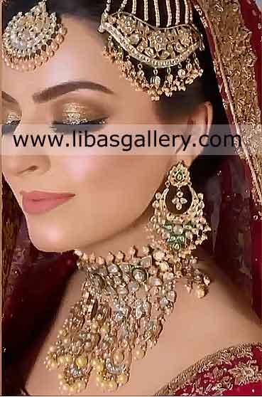 Beautiful bridal jewellery set for barat nikah jhumer earrings tika necklace custom made UK USA Dubai Beautiful bridal jewellery set for barat nikah jhumer earrings tika necklace custom made UK USA Dubai