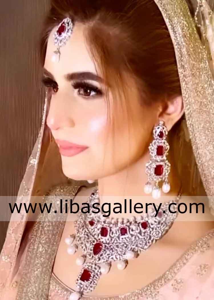 Top class nikah barat jewellery glowing dulhan