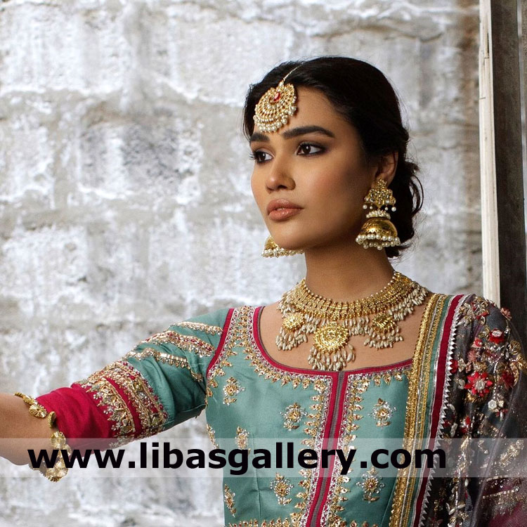 Amazing Gold plated bridal jewellery set for barat
