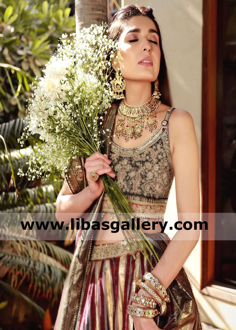 Pretty bride feeling proud in latest bridal jewellery set