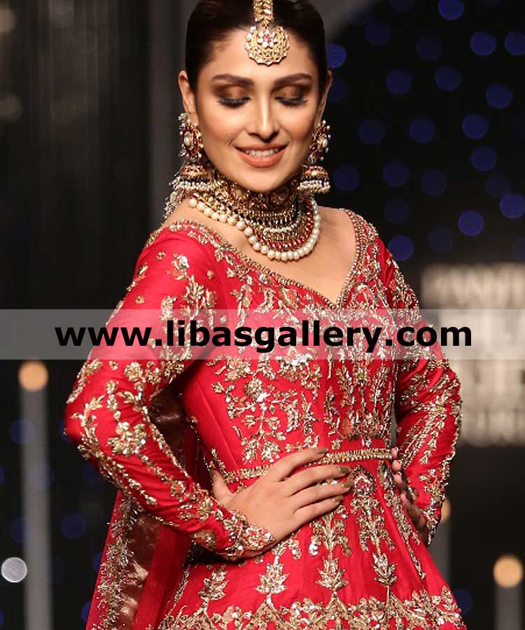 Shy Asian Bride Ayeza khan wearing custom made wedding jewellery article for nikah walima mehndi event worldwide delivery in wooden box chicago sugarland texas US Shy Asian Bride Ayeza khan wearing custom made wedding jewellery article for nikah walima mehndi event worldwide delivery in wooden box chicago sugarland texas US