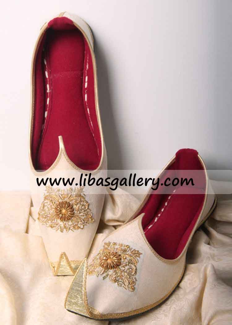 Latest Wedding Khussa pair for Smart Groom 