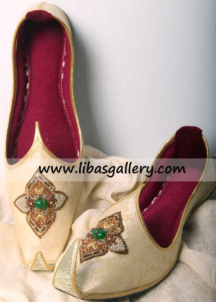 Groom first choice khussa design for barat nikah