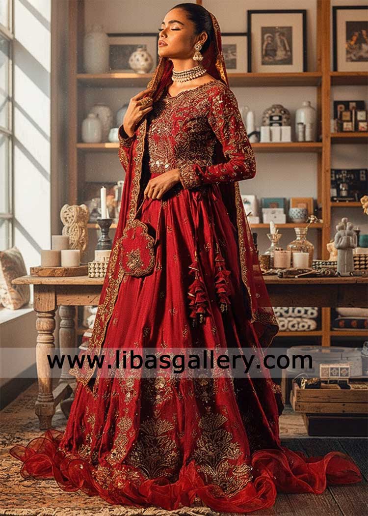 Buy Maroon traditional lehenga choli at best price Dubai UAE Indian Style Lehenga Choli for wedding lehenga choli in Maroon with Gold zardozi work