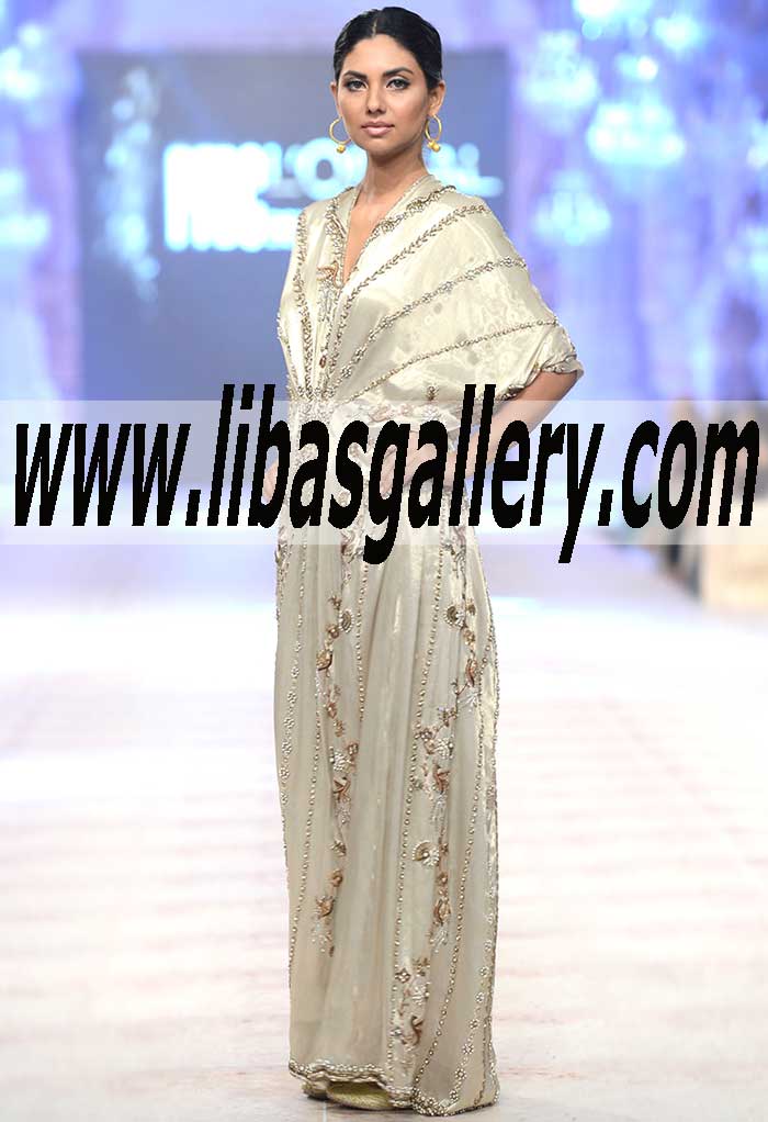 This Embellished Kaftan is a pleasing feminine style for all the important special parties