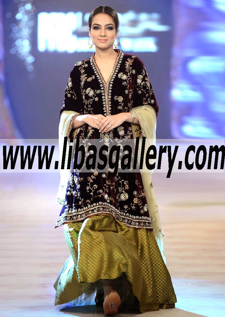 Designer brings to you a gorgeous and timeless lehenga set that will leave onlookers spellbound when you wear it