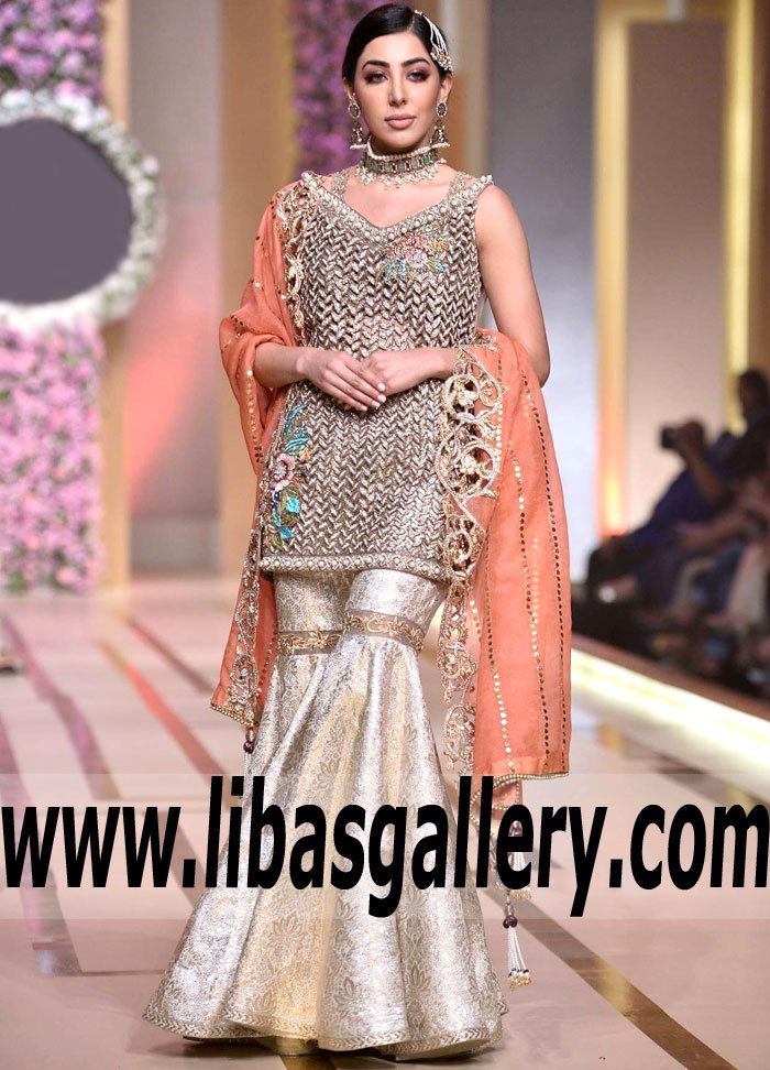 Dazzling Wheat Hippeastrum Two Legged Sharara