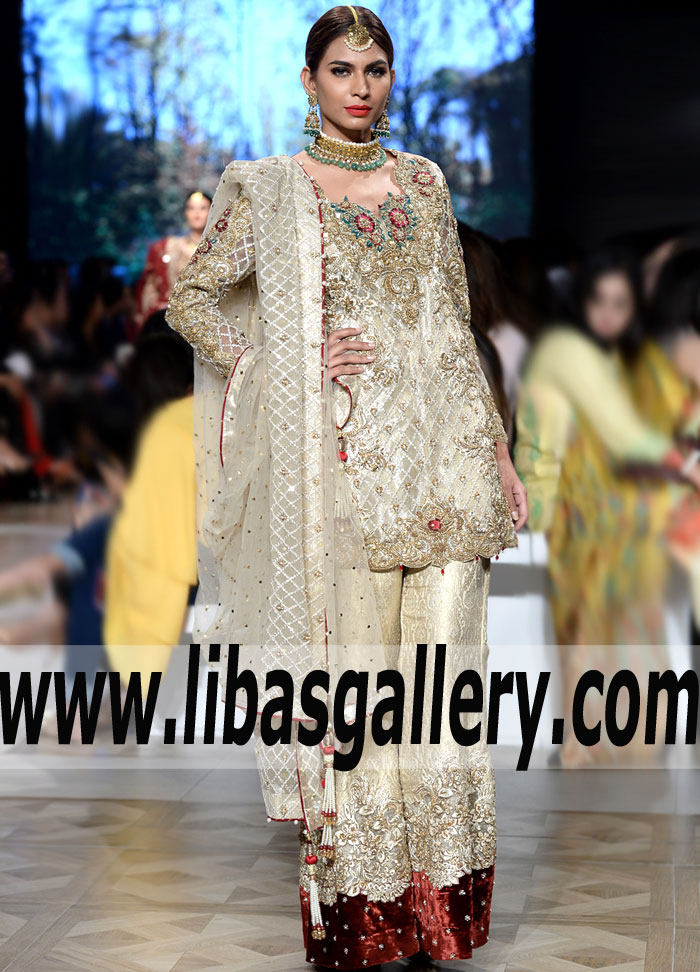 Modern Style Offwhite Gladiolus Wedding Dress