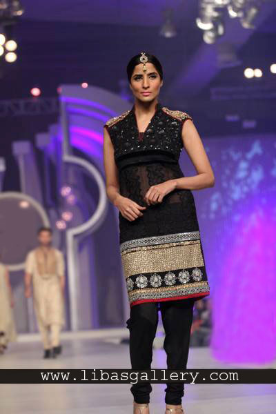 Designer Asifa And Nabeel Evening Wear Outfits 2013 UK, Special Occasions Suits by Asifa And Nabeel Norway, Netherlands, Germany, USA, Canada Online Store