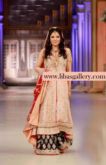 Apricot Black Perry Sharara