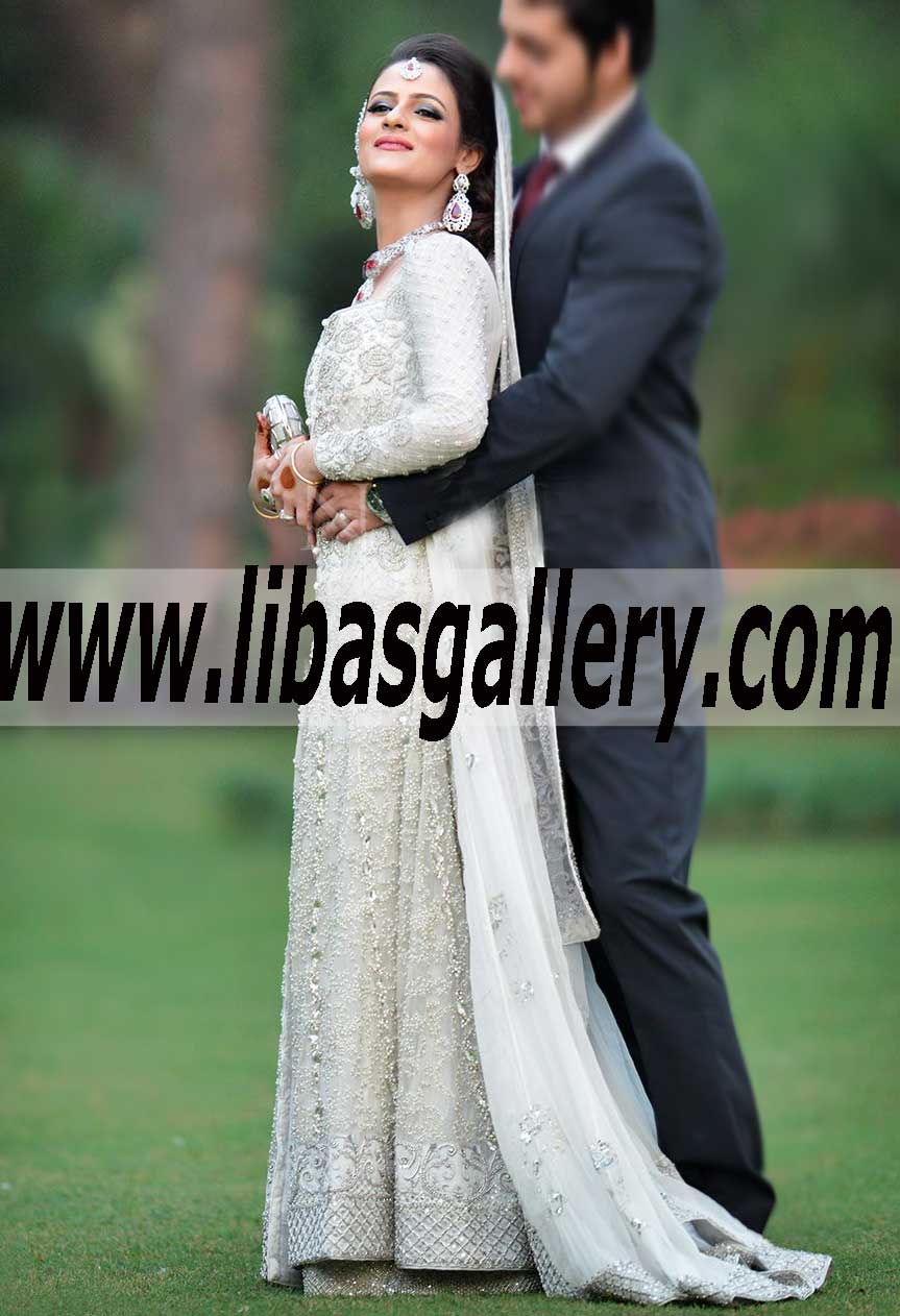 LUXURIOUS WEDDING Dress with Attractive Lehenga for Wedding and Special Occasions