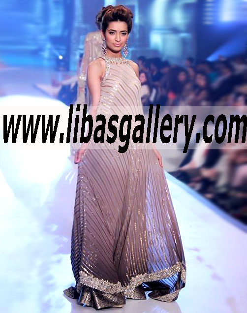 Dazzling Party Outfit in 2015