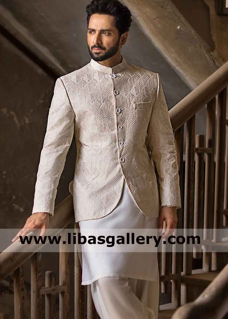 Cultural richness of the attire Men Prince Suit Design