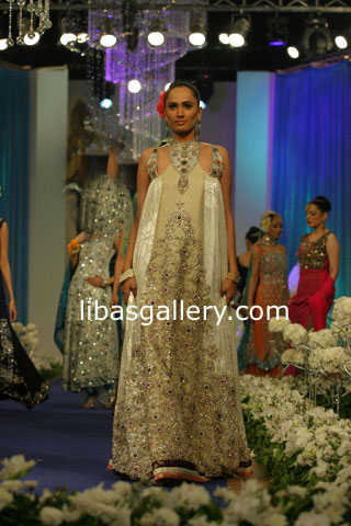 Evening Dresses 2013 fair Oaks Blvd, Sacramento, CA - Party Wear Shalwar Kameez Shops Fair Oaks Boluevard Party Wear