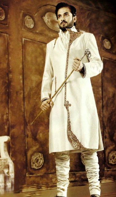 Off White Designer Sherwani AAB