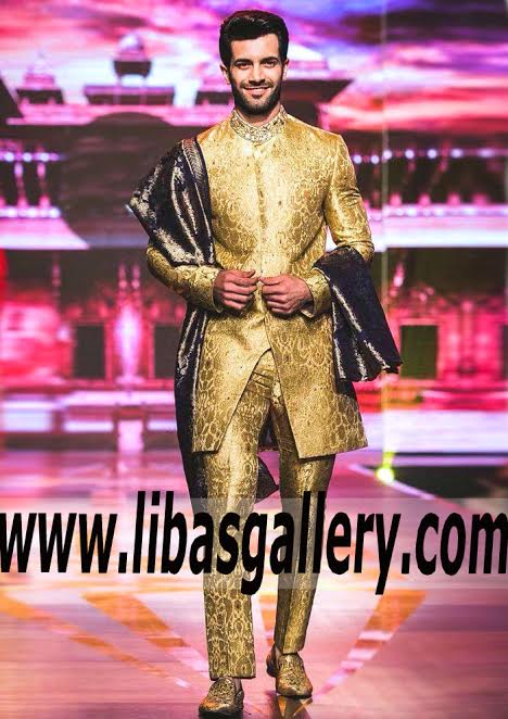 Golden Stylish Wedding Sherwani 2017 Groom Smiling and Walking on Ramp for Barat Day Comfortbable Jamawar Sherwani and pants UK,USA,Canada,Saudi Arabia Golden Stylish Wedding Sherwani 2017 Groom Smiling and Walking on Ramp for Barat Day Comfortbable Jamawar Sherwani and pants UK,USA,Canada,Saudi Arabia