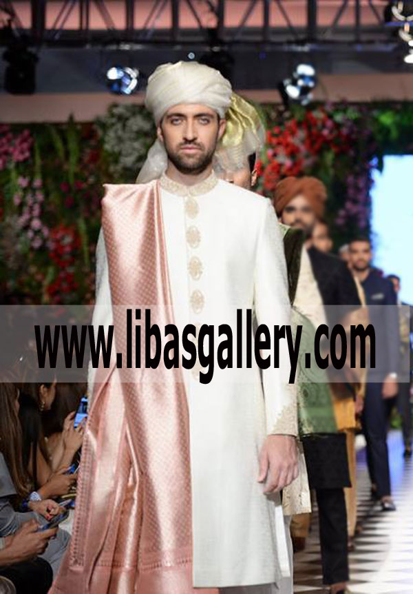 Off White Wedding Sherwani with light Zardozi Work