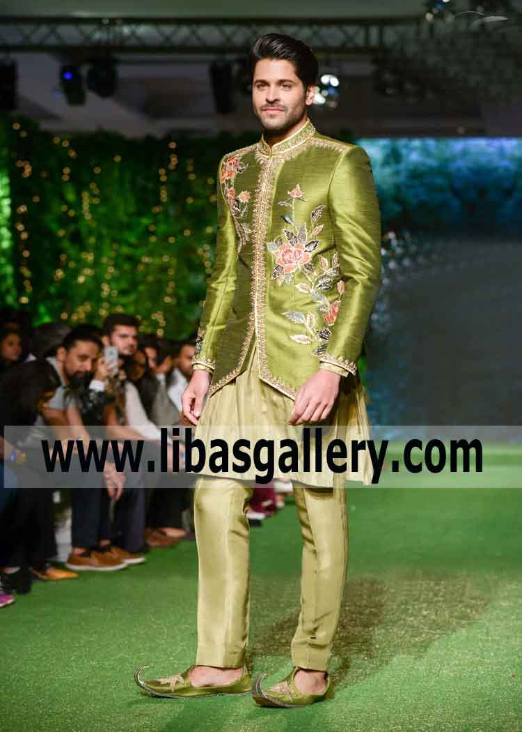 New Modern Cuts Embellished Groom Wedding prince coat