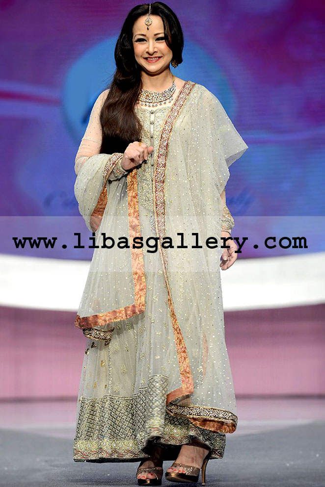 Elan By Khadijah Shah 2014 Fascinating White Bridal Dresses Long Sleeves Backless Sexy Vintage Bridal Gowns at Pantene bridal couture week 2014, Pakistani bridal dresses at PFDC Fashion in Leeds, Launceston, Newcastle Elan By Khadijah Shah 2014 Fascinating White Bridal Dresses Long Sleeves Backless Sexy Vintage Bridal Gowns at Pantene bridal couture week 2014, Pakistani bridal dresses at PFDC Fashion in Leeds, Launceston, Newcastle