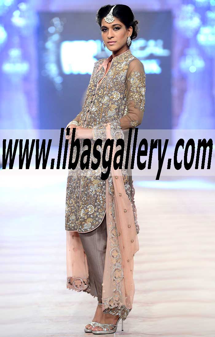 Alluring Style Smartly Showcases Classic Dress for Wedding and Formal Events