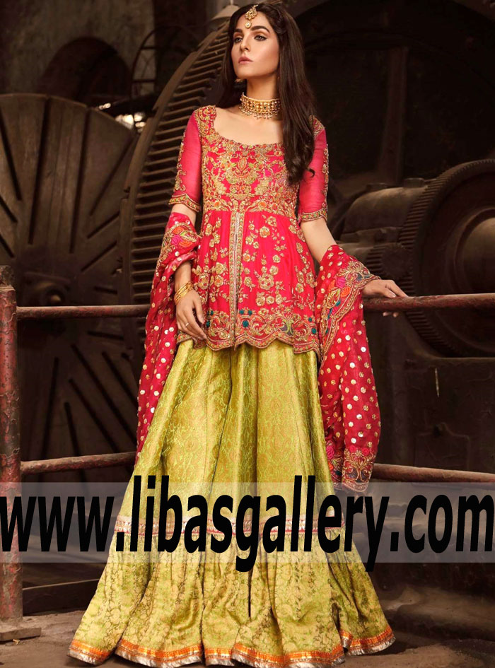 Modern Style Upsdell Red Gladiolus Peplum