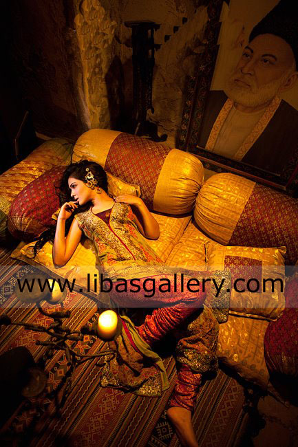 Vegas Gold Pavone Special Occasion Wear