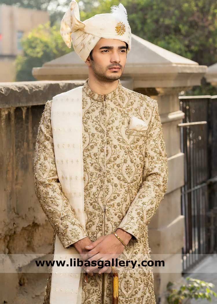 Gold Sherwani embroidered Timeless 