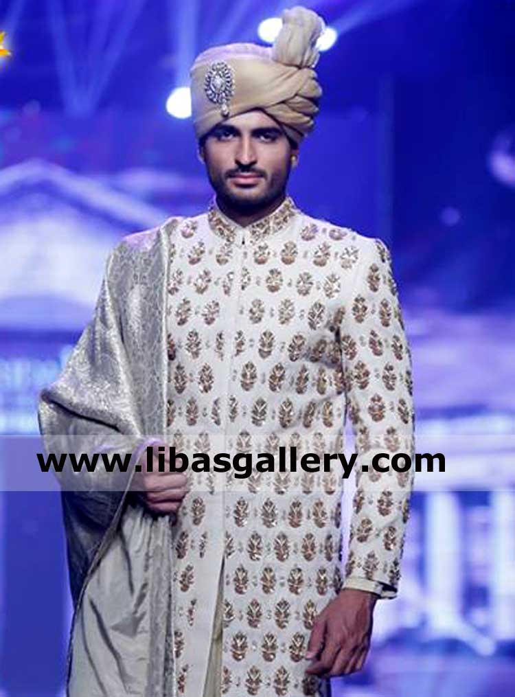 Loop lapeta wedding turban in light shade for dulha