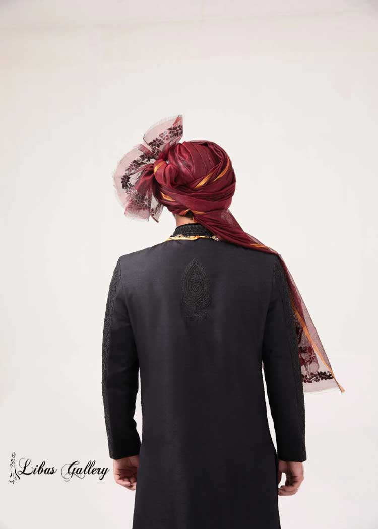Exquisite black Groom Wedding sherwani