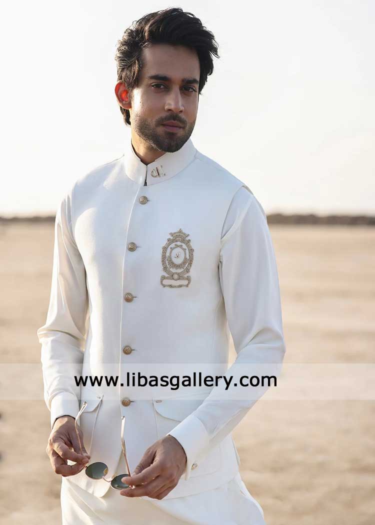 off White waistcoat for men with pocket embroidery 